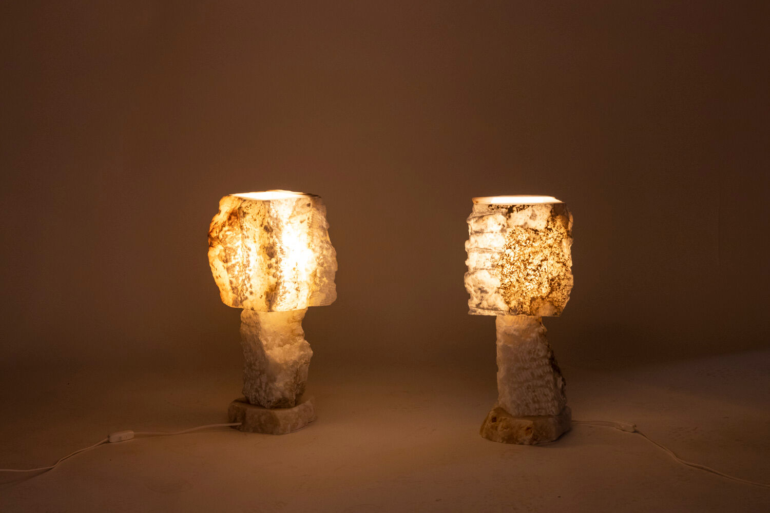 Pair of alabaster lamps, contemporary work