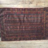 Vintage Persian rug 135cm x 120cm