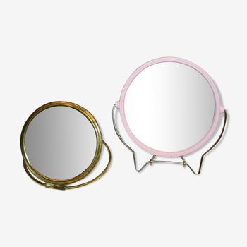 Round mirrors (diameter: 11cm and 13.5cm)