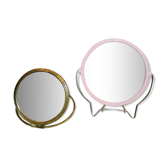 Round mirrors (diameter: 11cm and 13.5cm)