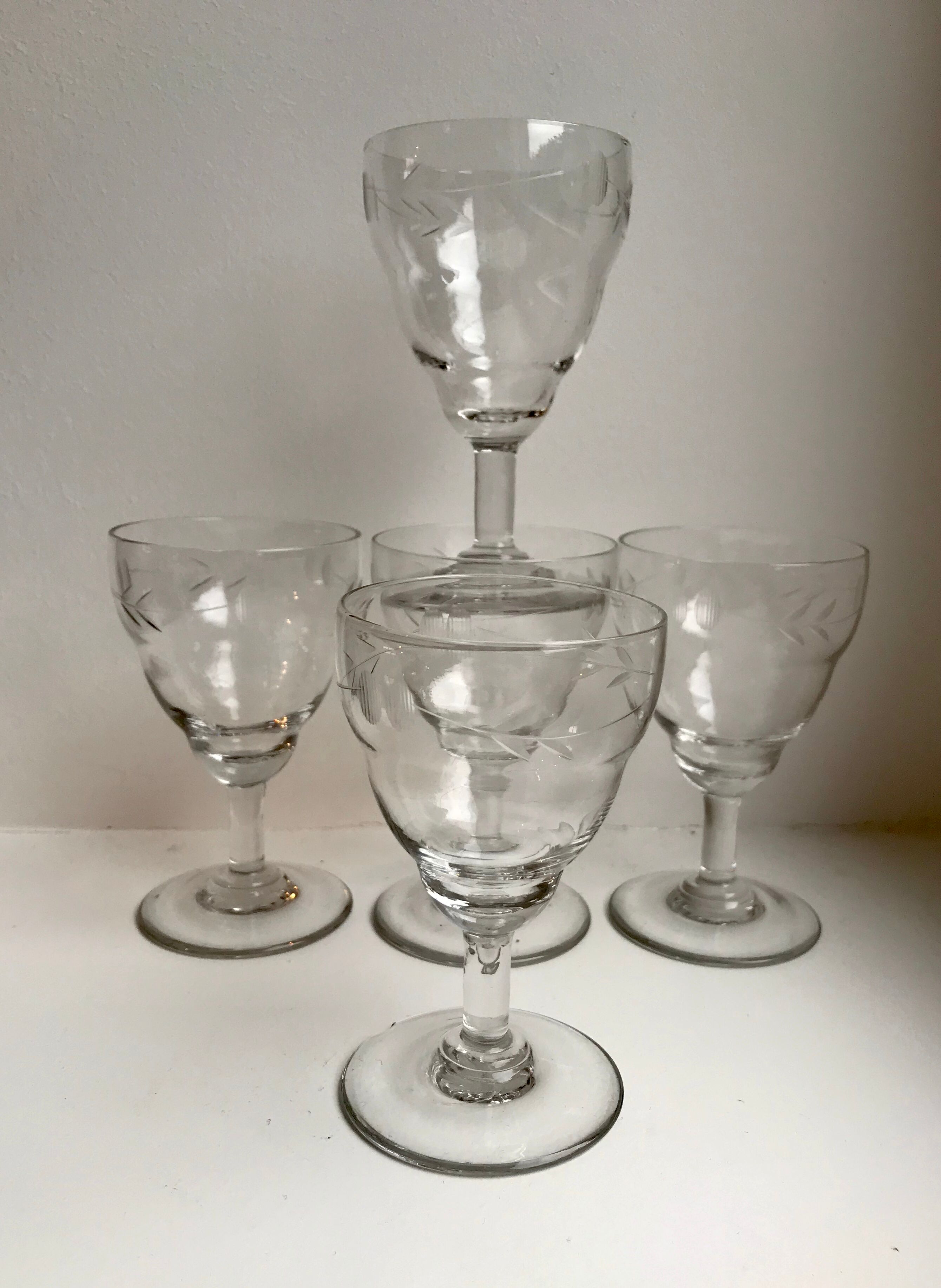 Lot of 5 small 50s/60s crystal glasses