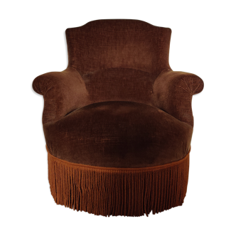 Brown toad chair