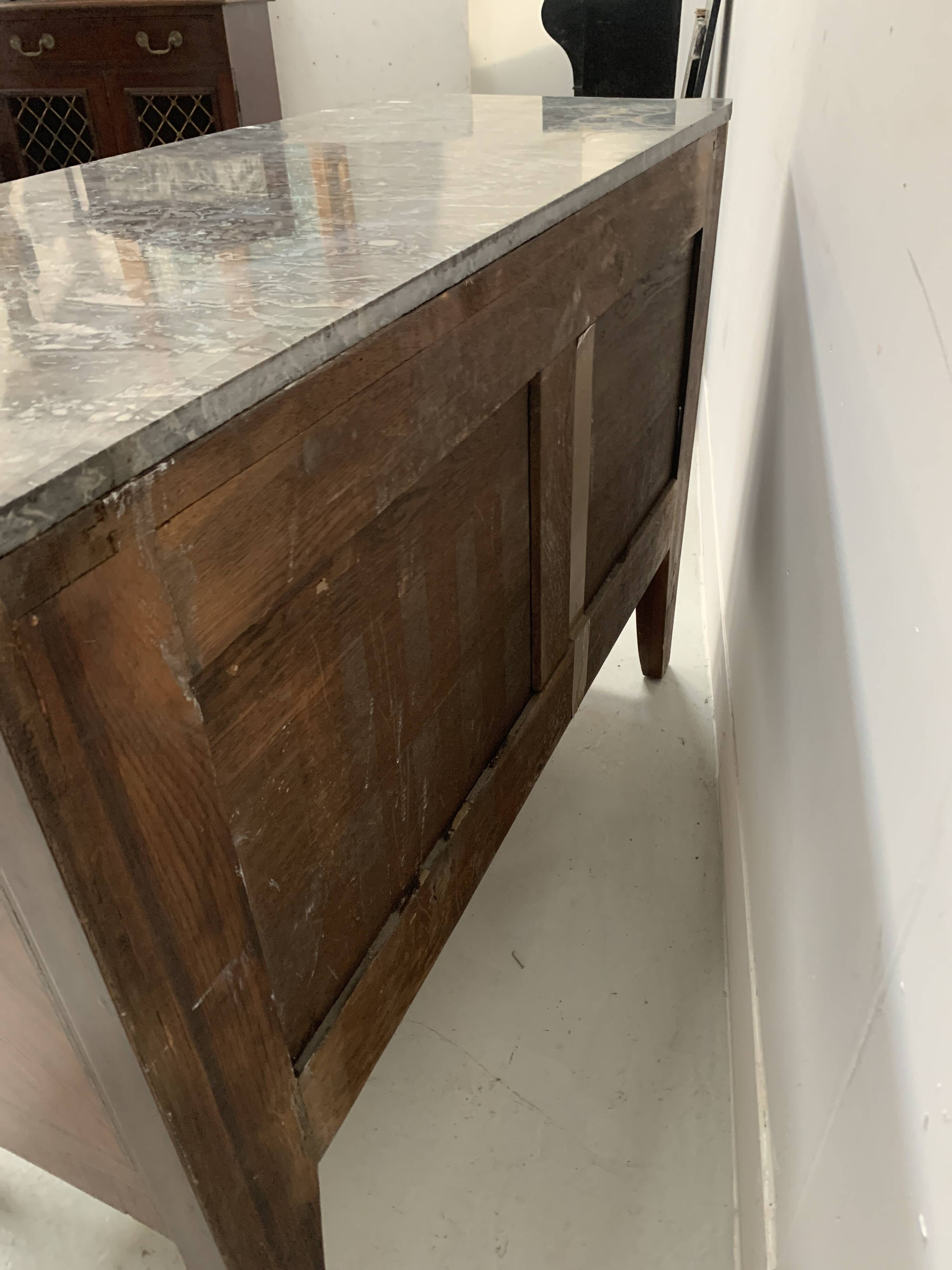 Transition style chest of drawers in mahogany and rosewood, 20th century