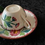 Flowery cups and cups