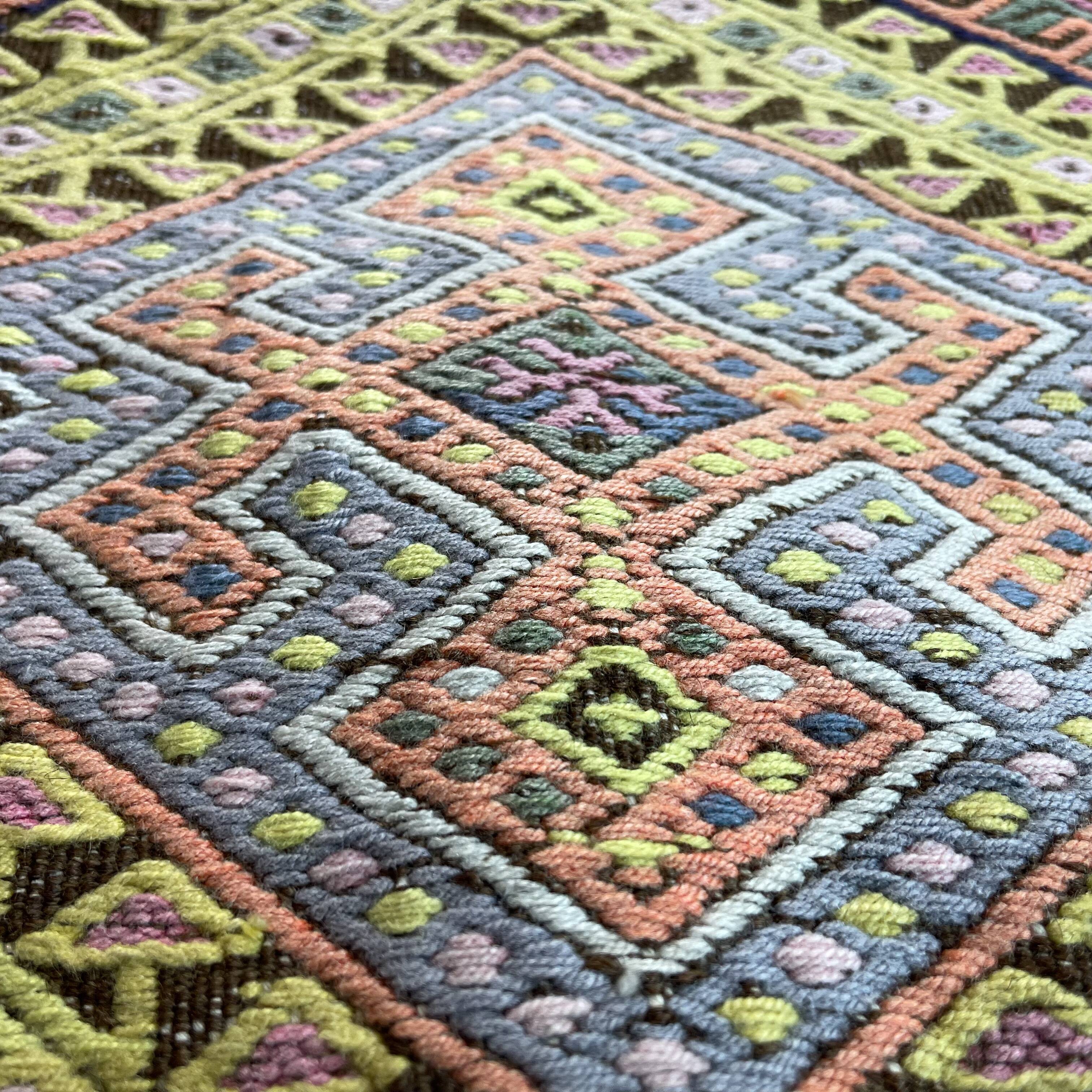 Vintage turkish kilim rug , 97x58 cm