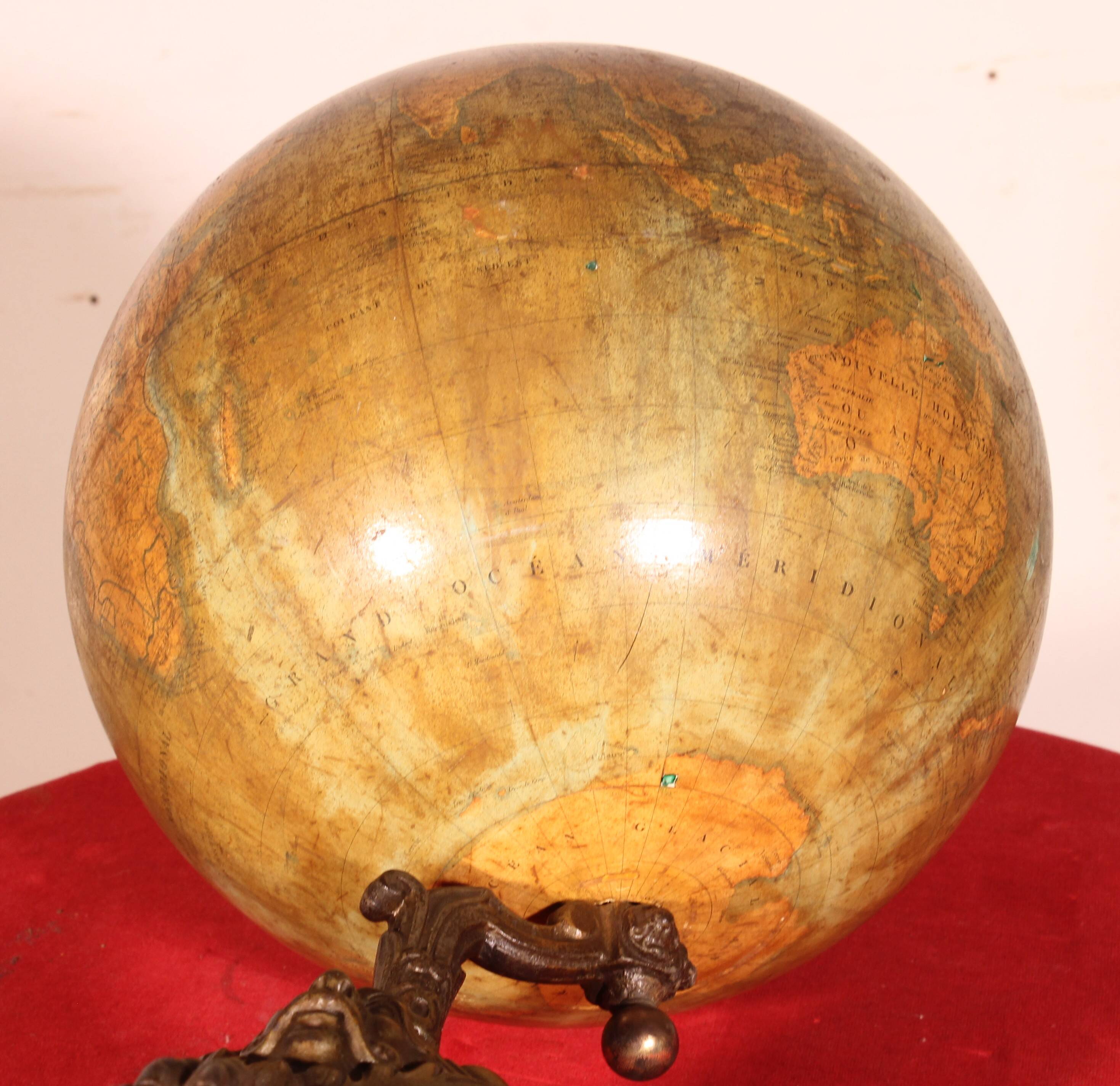 Globe terreste par Lebègue - 19° siècle