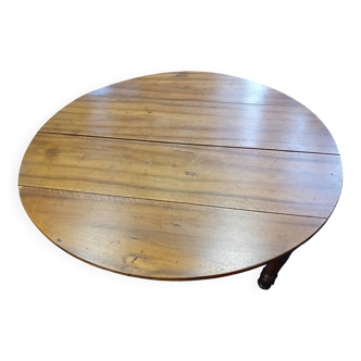 6-legged walnut shutter table