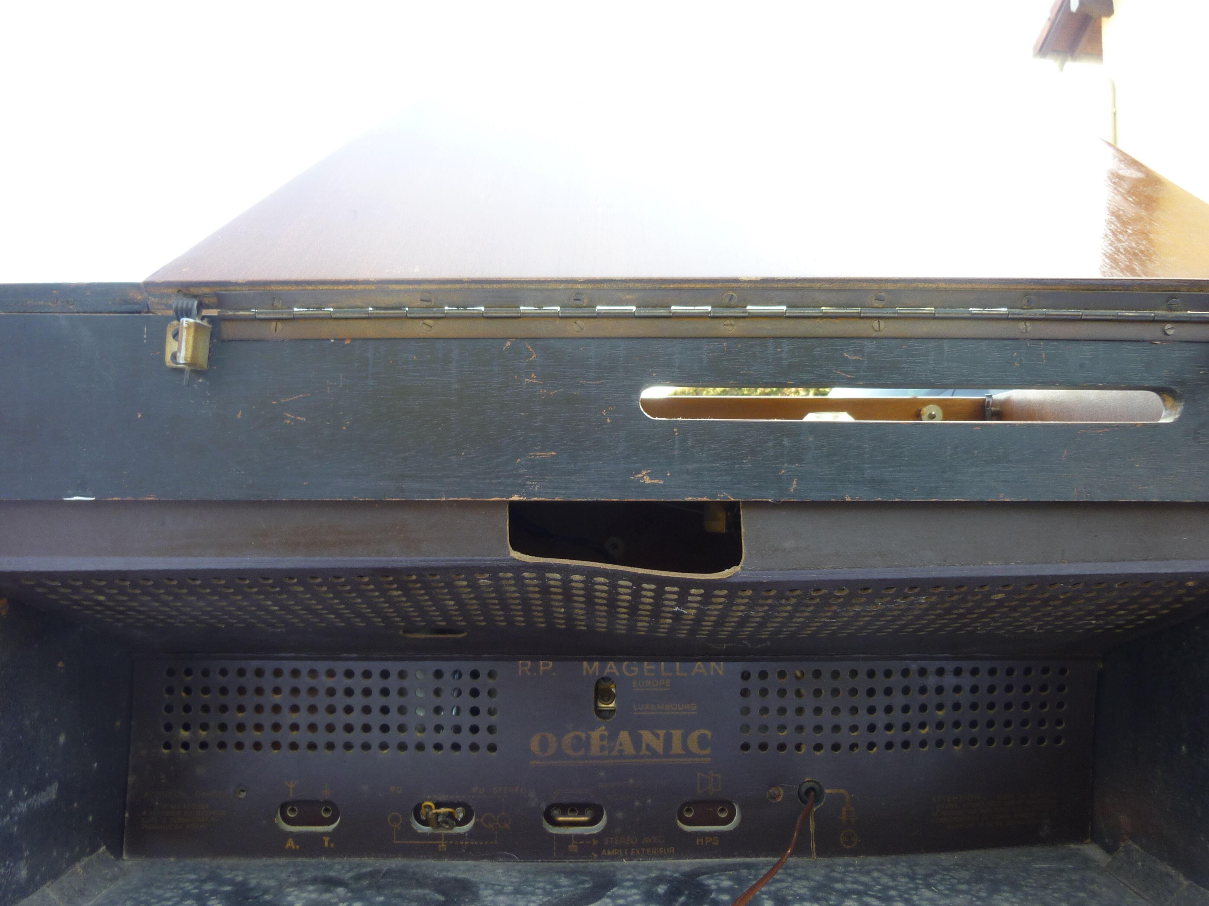 OCEANIC vinyl station