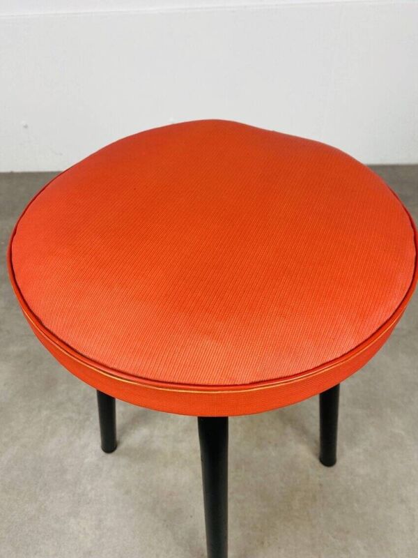 Tabouret à vis vintage années 50 simili cuir rouge