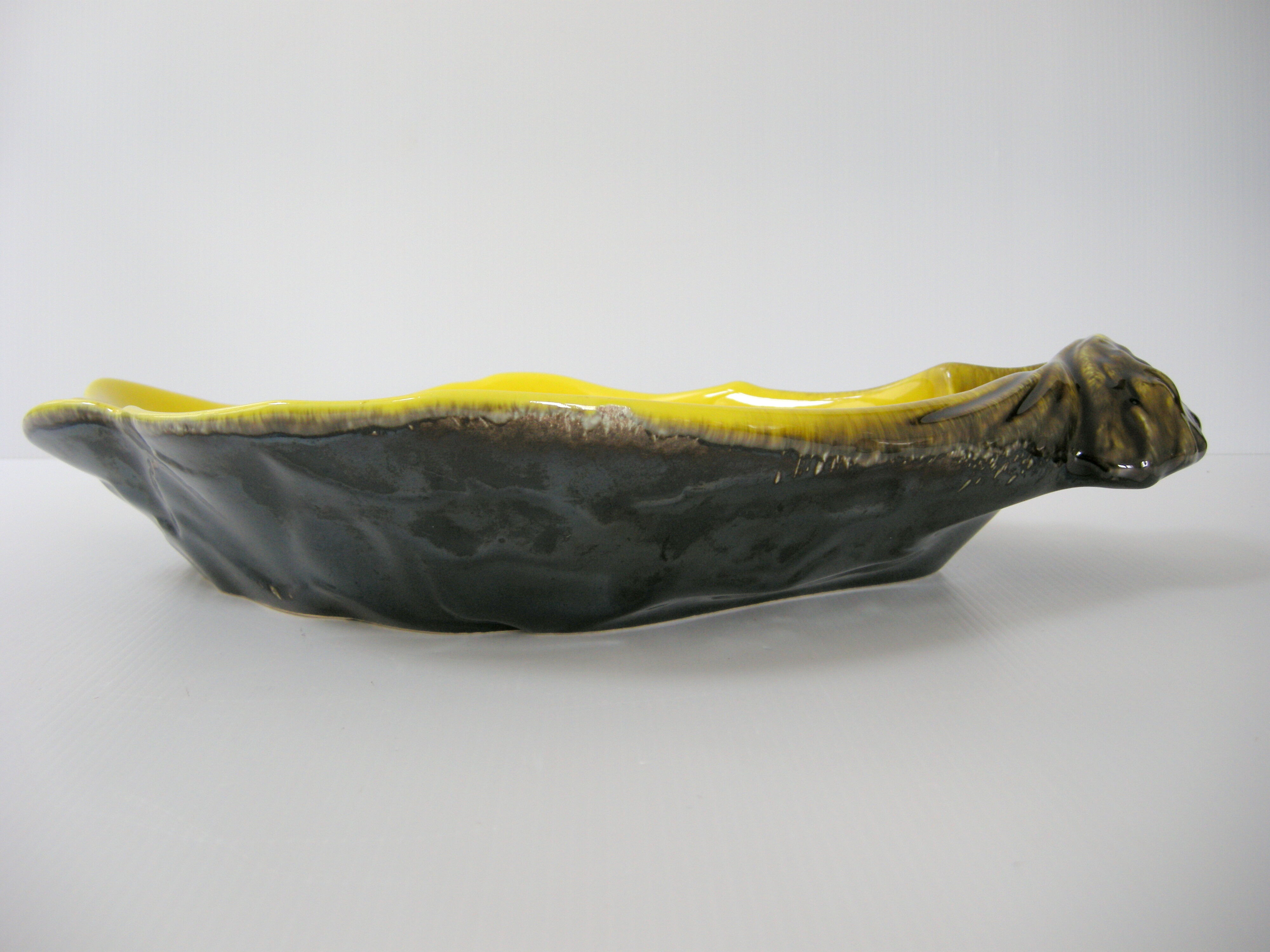 Vintage fruit cup 1950 ceramic shell