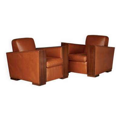 Paire de fauteuils Art Déco en cuir. Années 40.