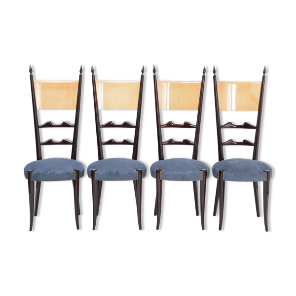 Ensemble de quatre chaises de salle à manger à dossier haut de style Mid-Century Modern italien par Aldo Tura.