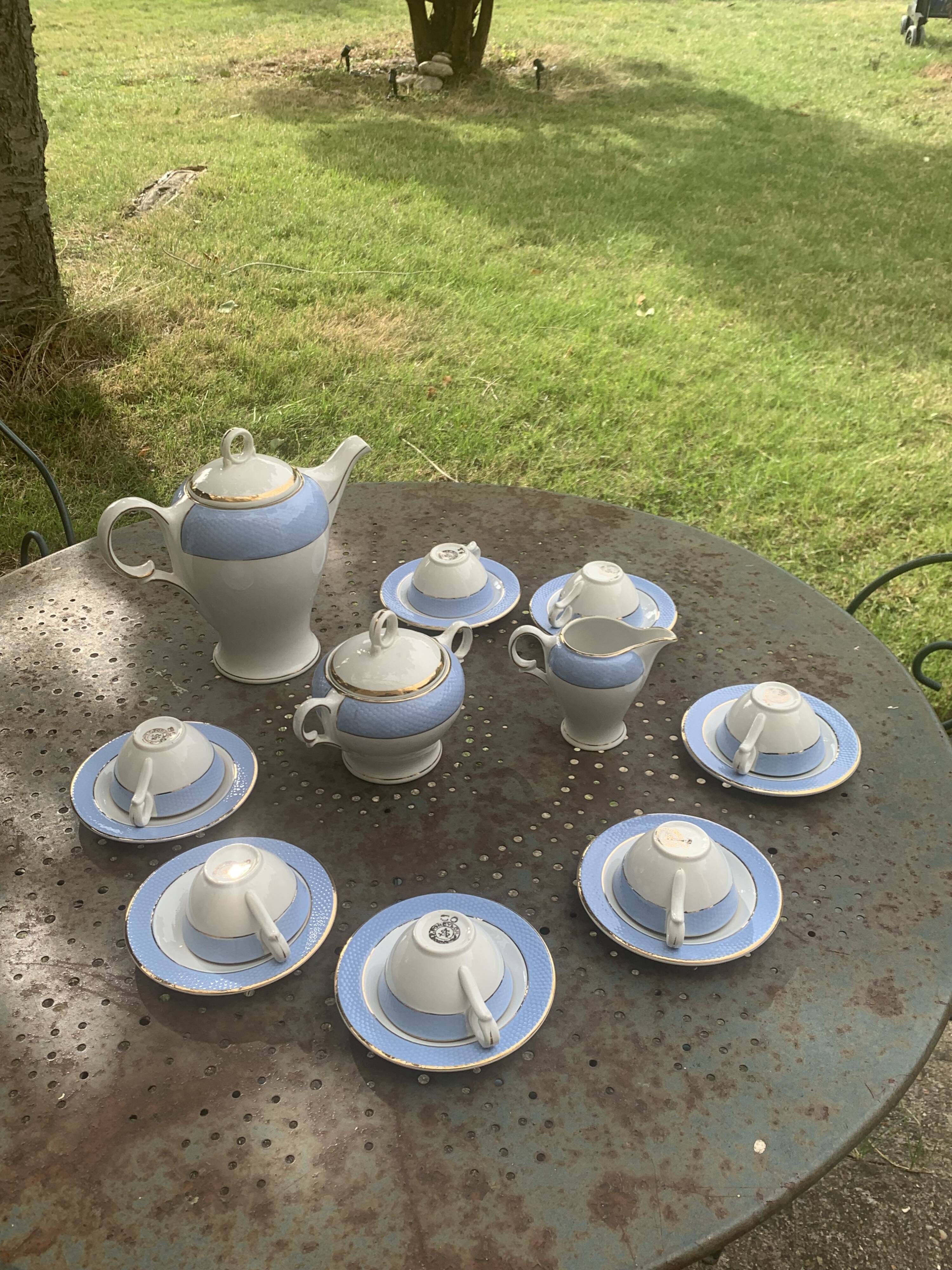 Coffee service, composed of 17 pieces, Poreylor, l amandinoise, vintage