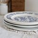 4 vintage mismatched flat plates in blue and white earthenware porcelain - Lot Emma