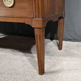 Sauteuse chest of drawers in walnut, Louis XVI period – Late 18th century