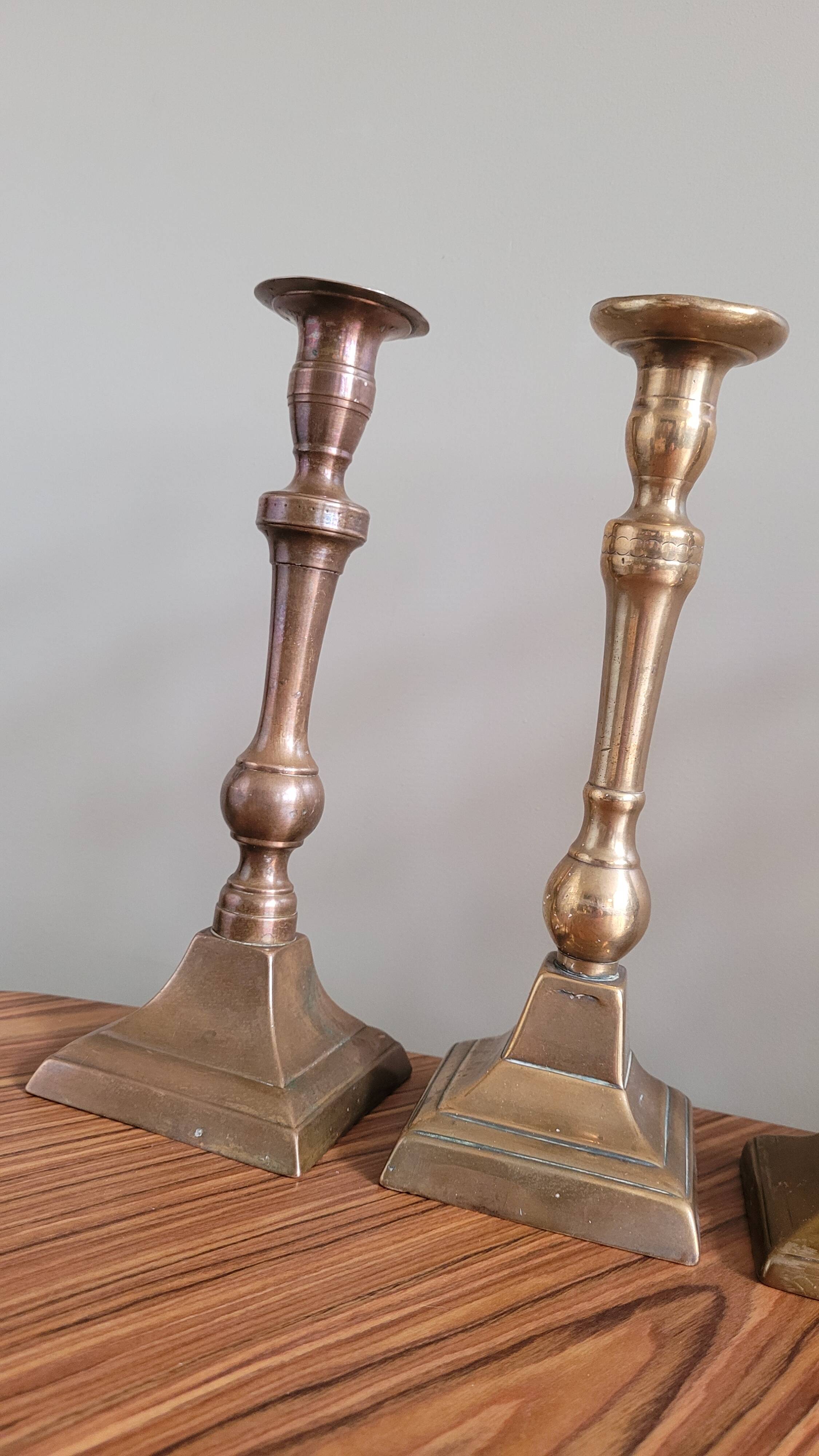 Set of 10 bronze-tinted brass candle holders 01 Pro