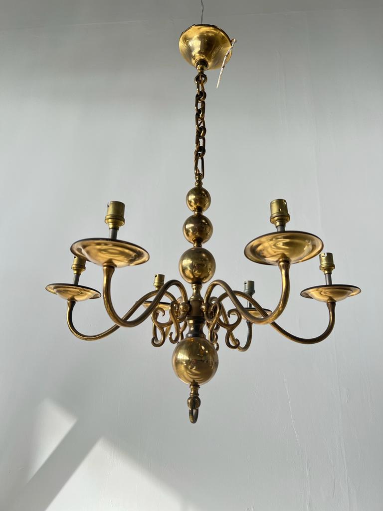 Small golden Dutch chandelier with 6 arms of light