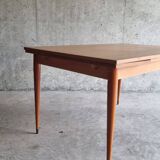 Vintage extendable table