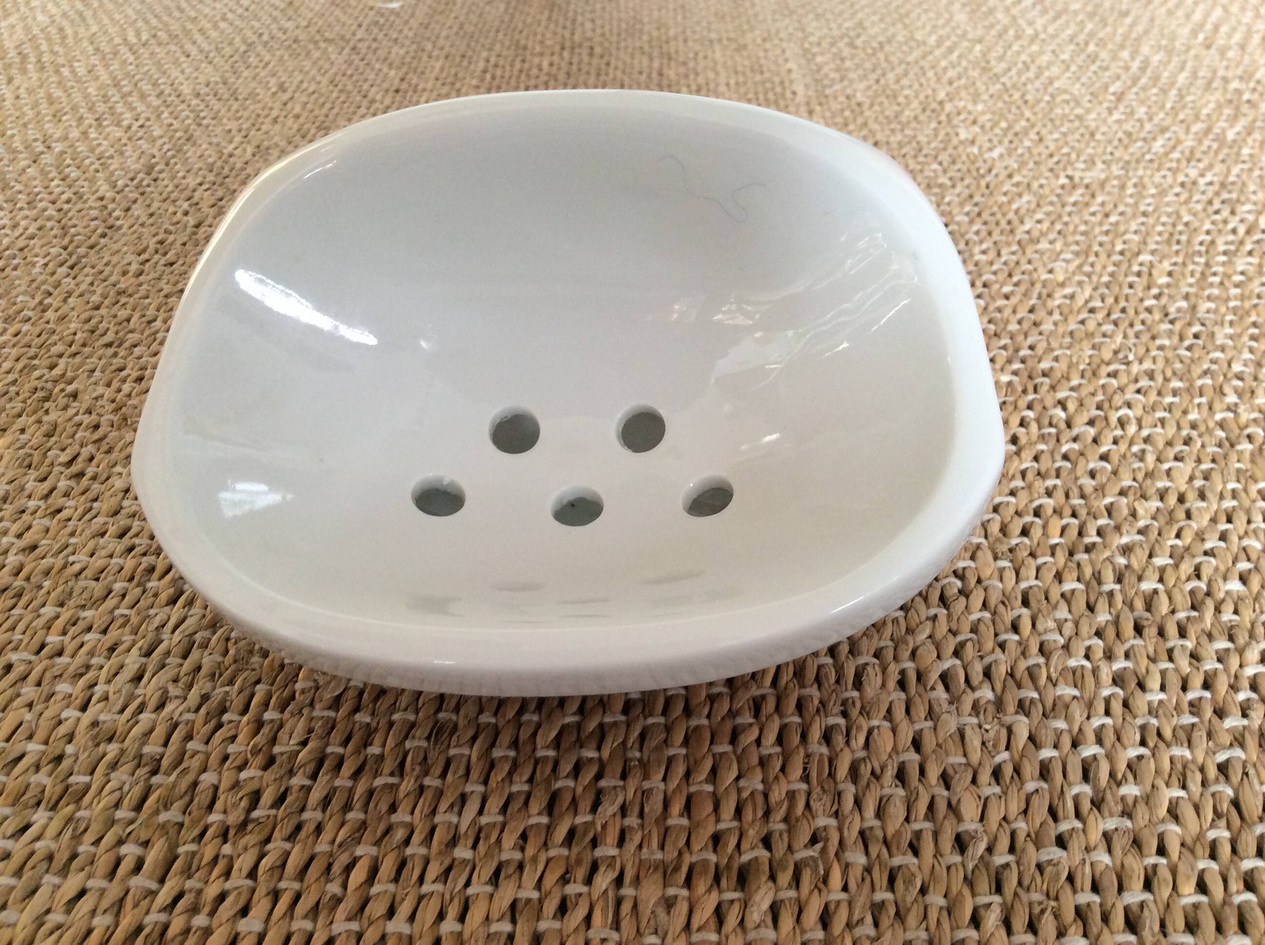 Ceramic soap dish