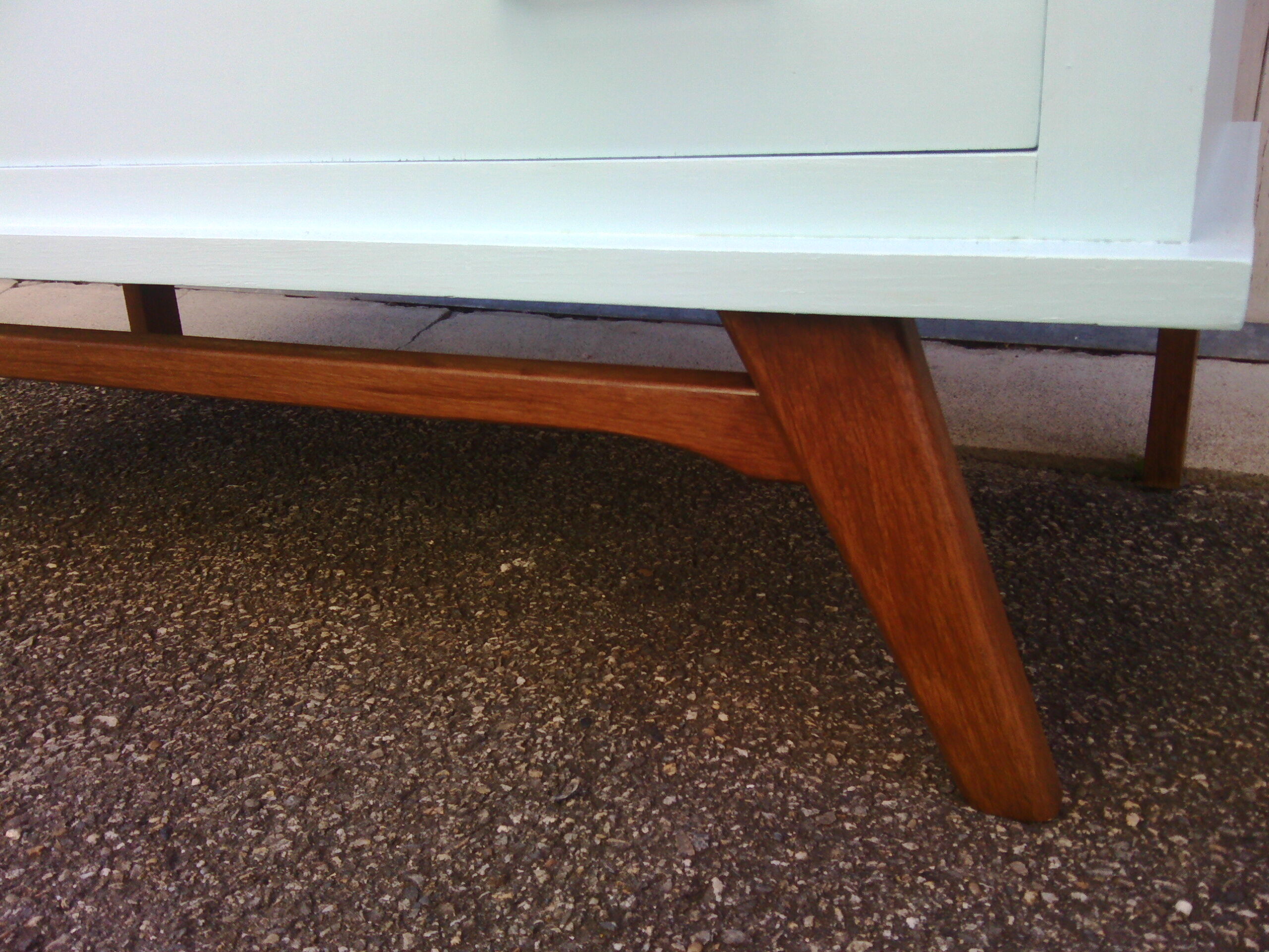 Vintage chest of drawers compass feet 1950