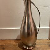 Vase, pichet en étain