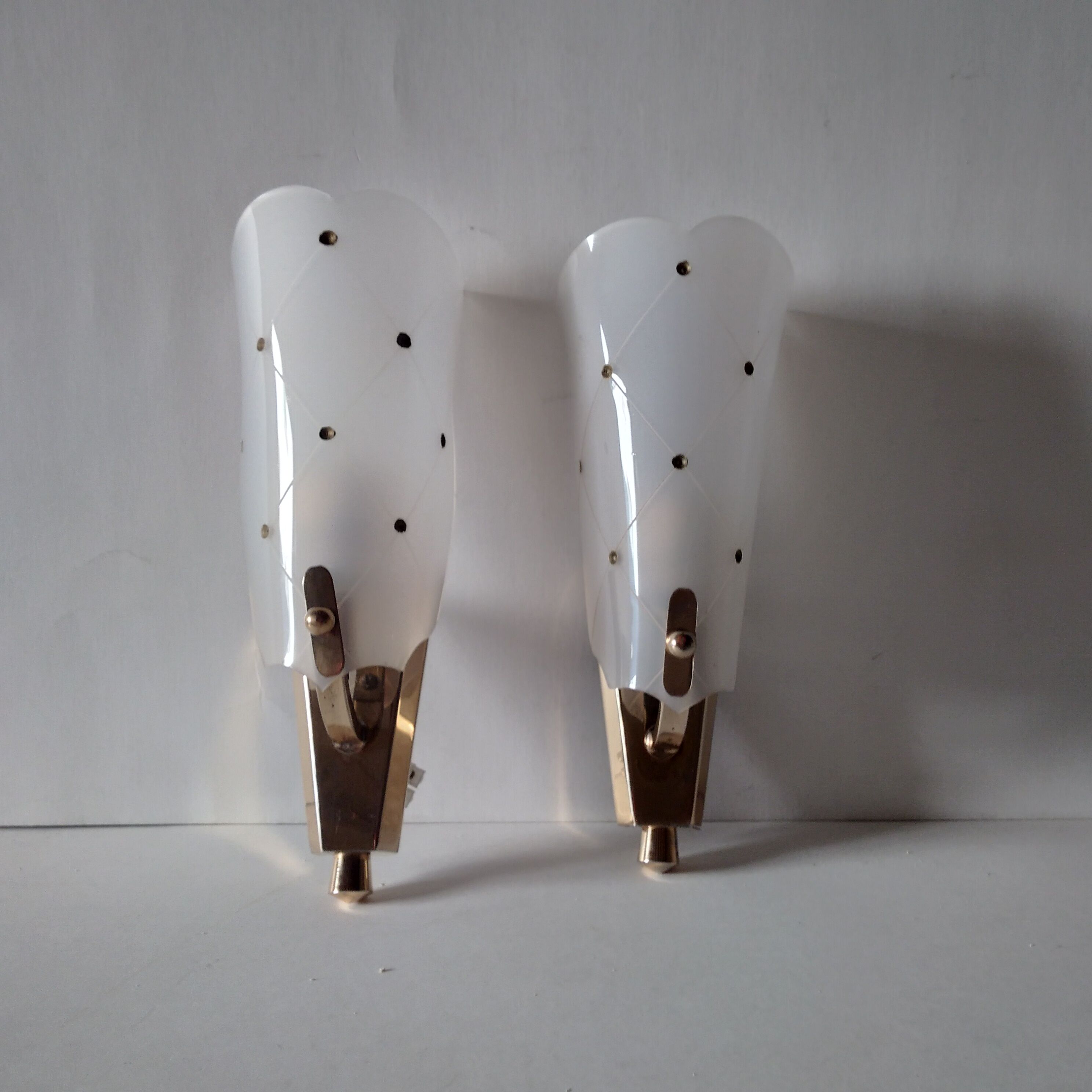 Pair of rockabilly wall lamps