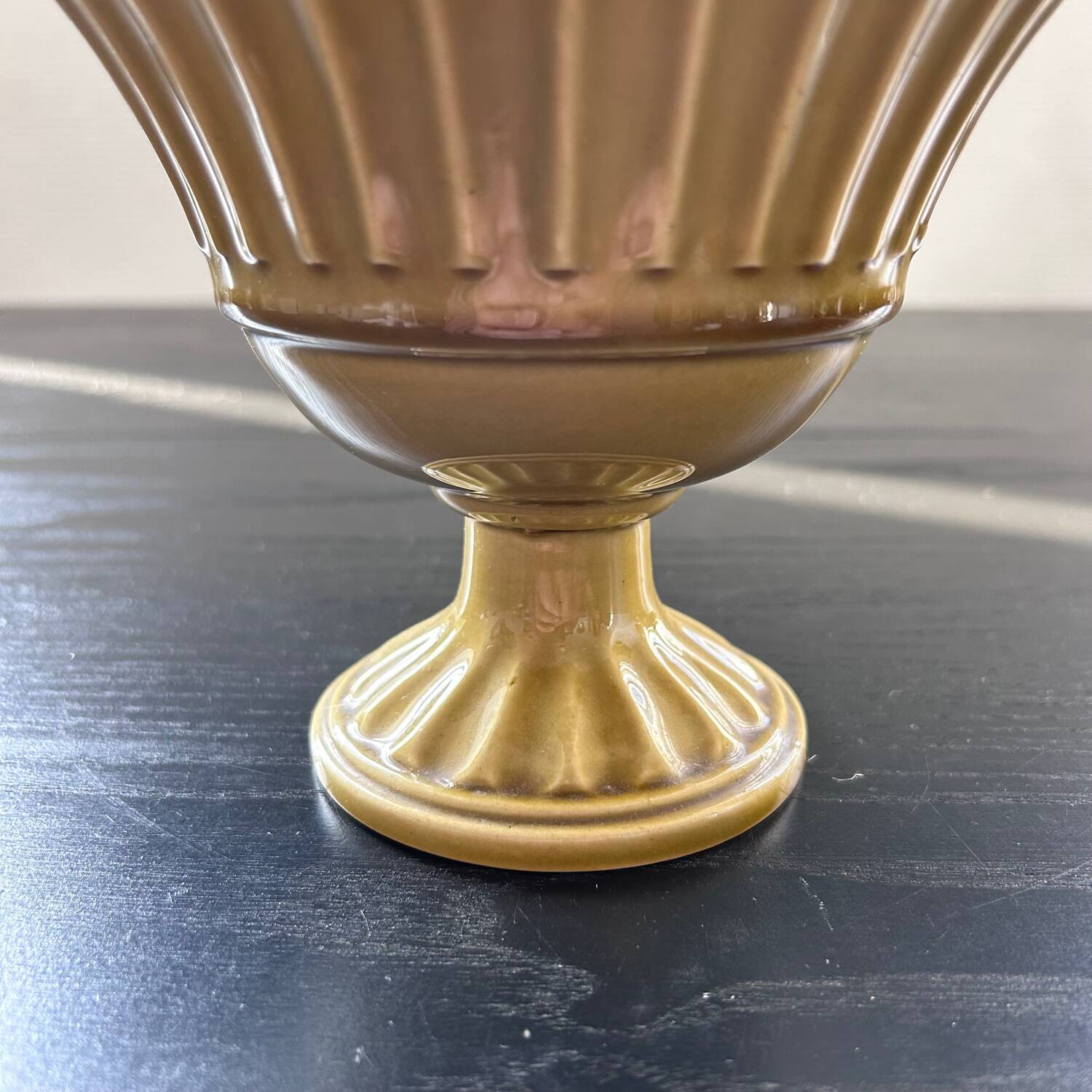 Cache pot style Médicis olive