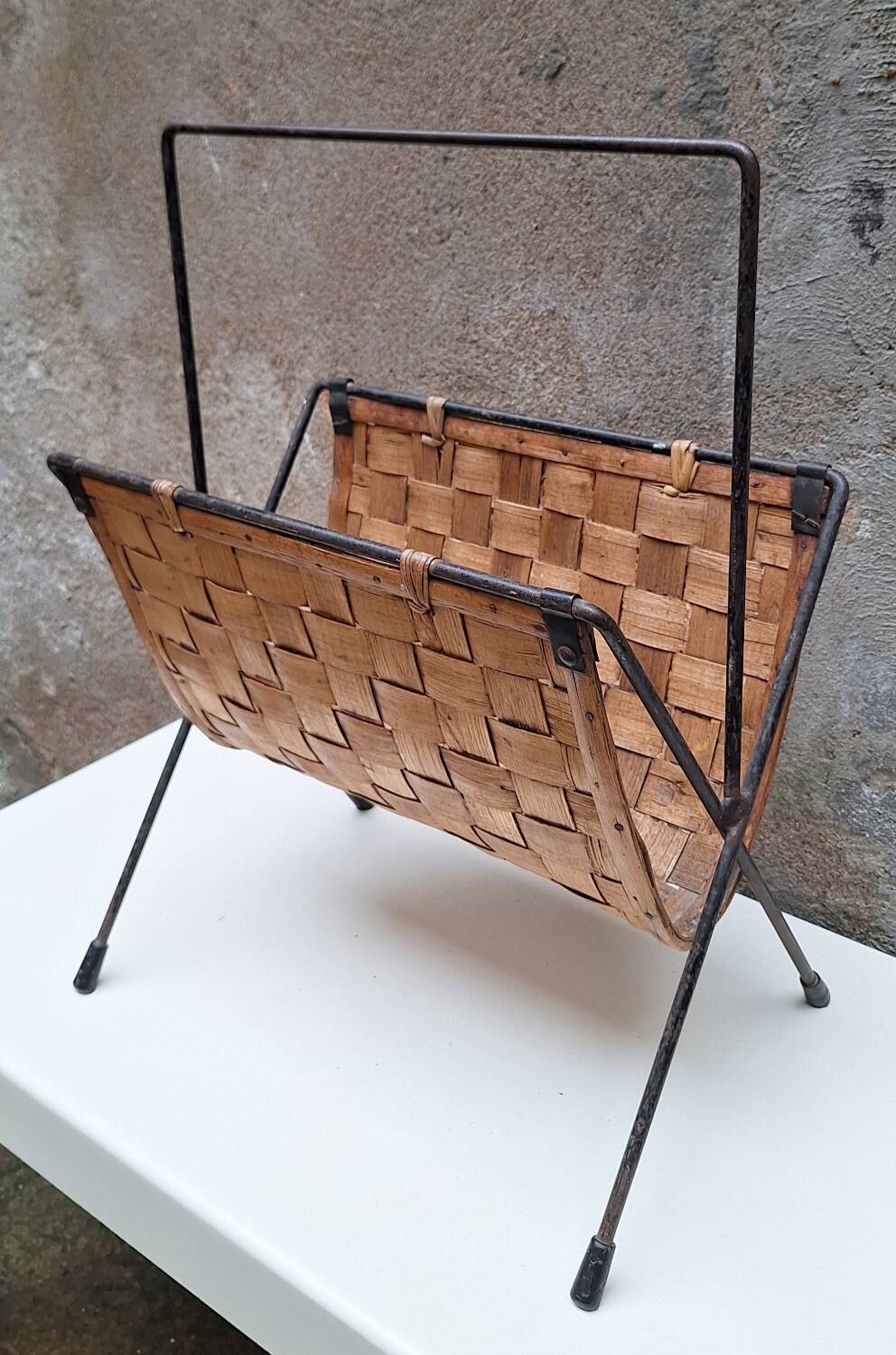 Metal and wood magazine rack