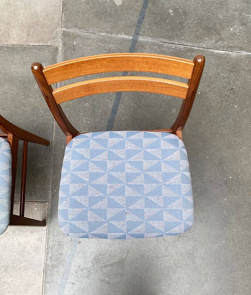 Set of chairs with a minimalist pattern, 1960s