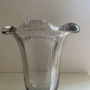 Glass vase