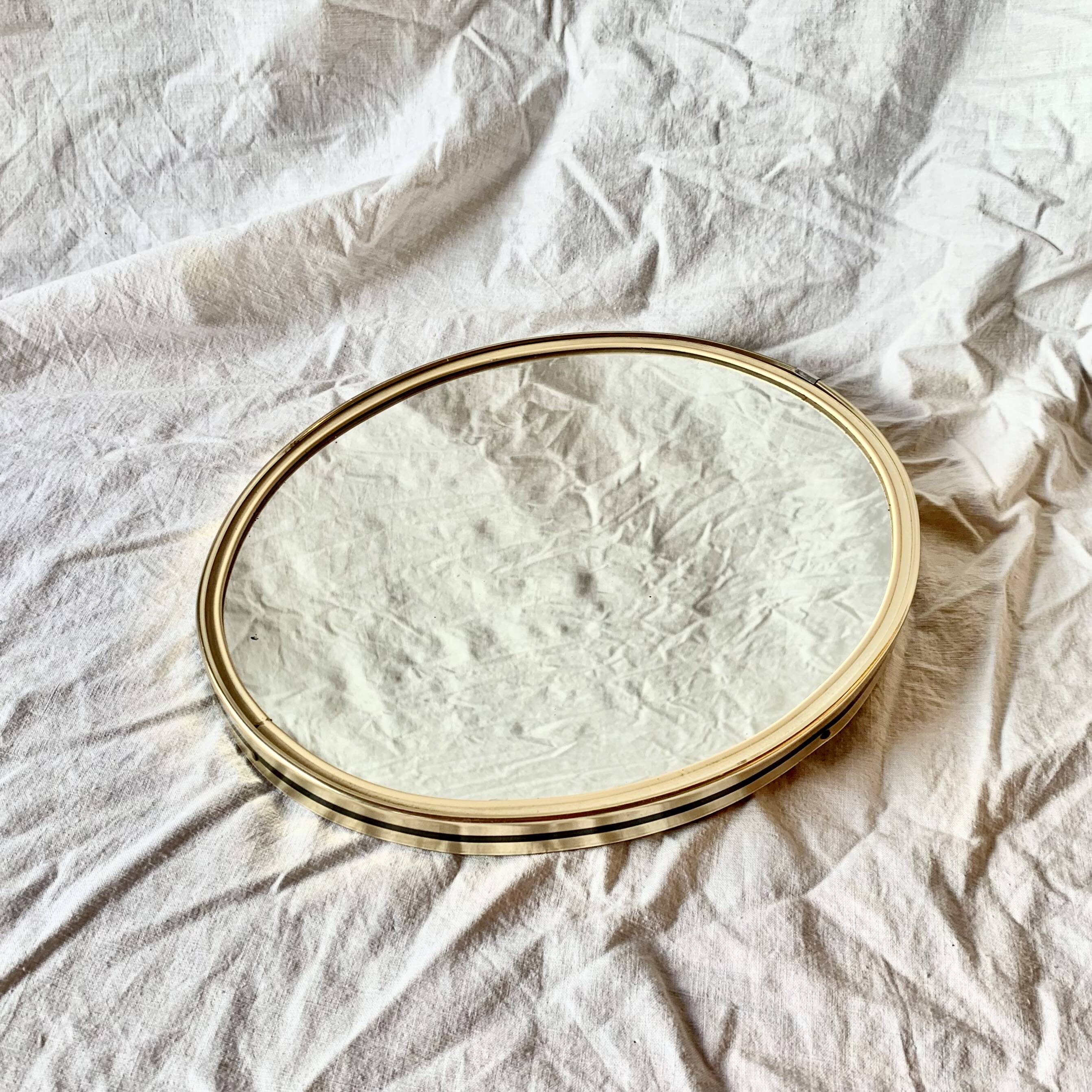 Vintage oval mirror with brass border - EDIL