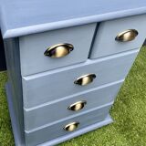 Ragpicker shades of gray