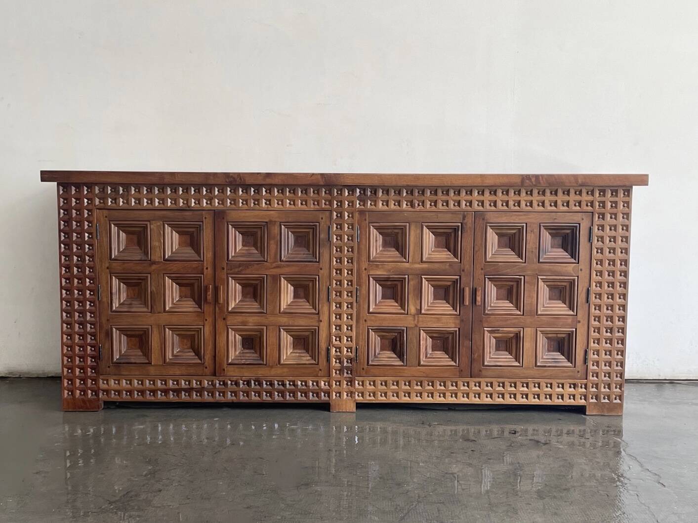 Buffet espagnol Brutalis