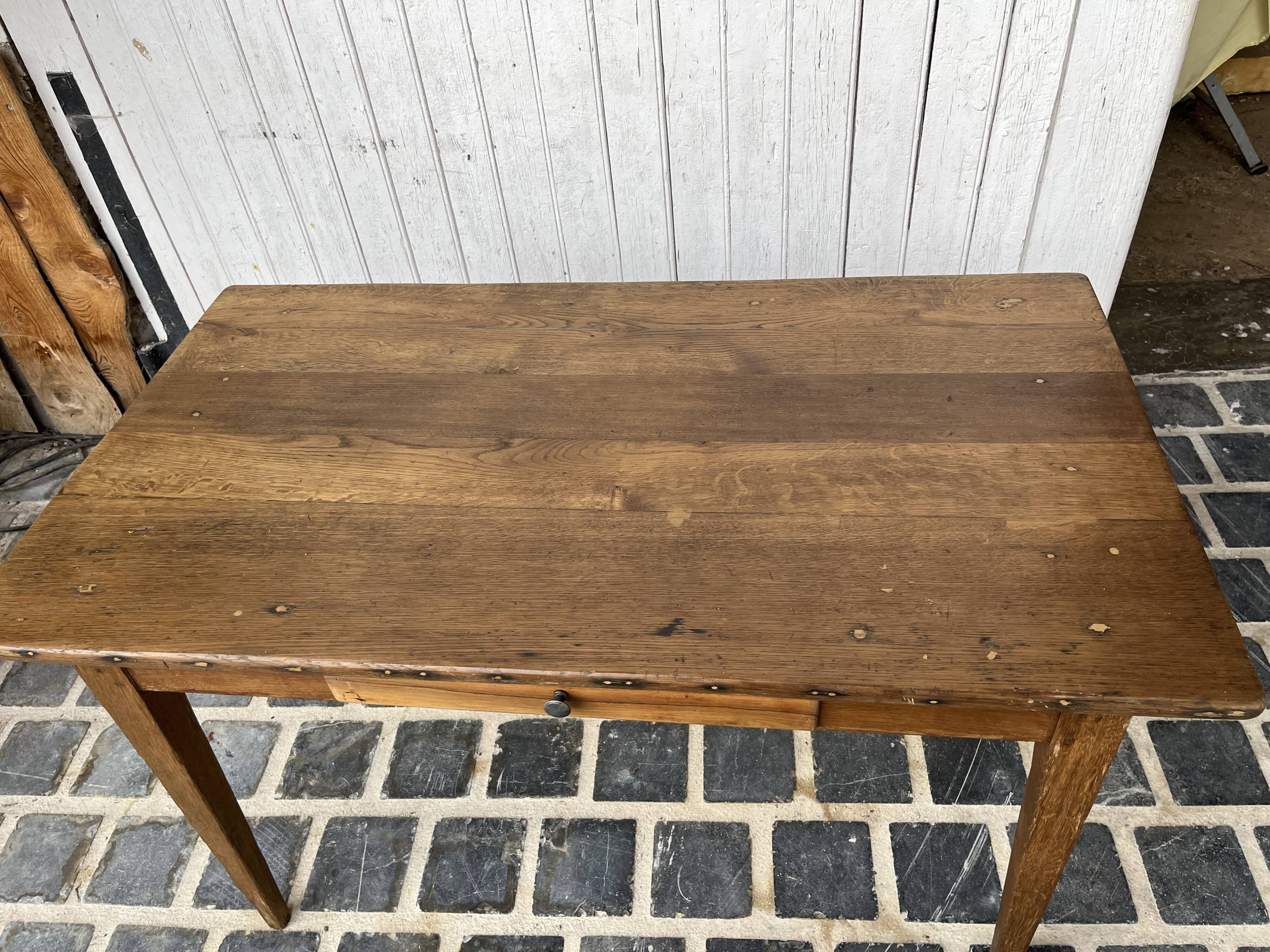Farm table