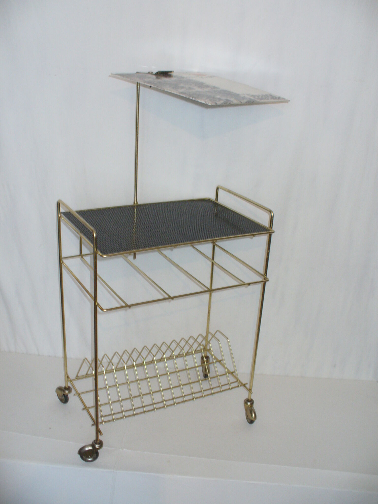 Table roulante porte vinyle, électrophone des années 50