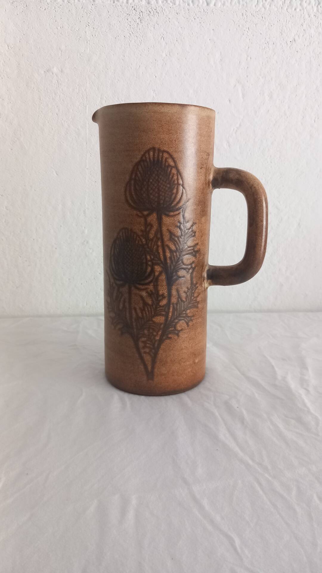 Pichet, vintage stoneware vase from Vallauris – Fonck & Matéo, thistle decoration from the 1970s.