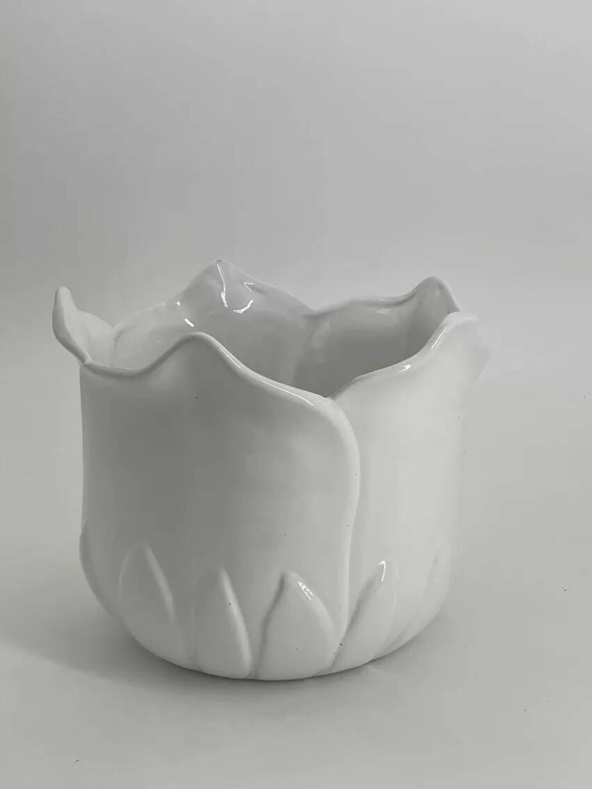 1960s porcelain cache-pot