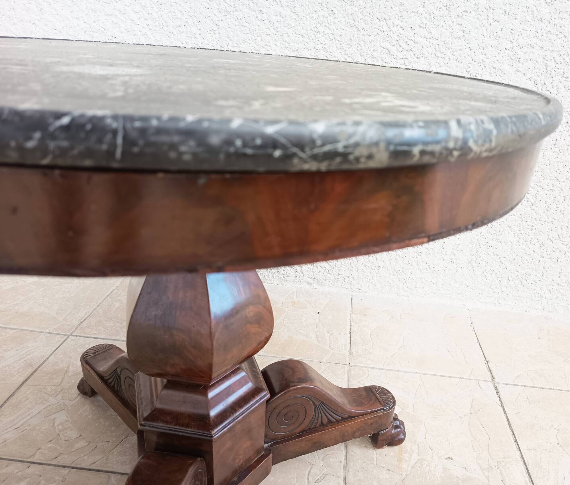 Empire side table in mahogany