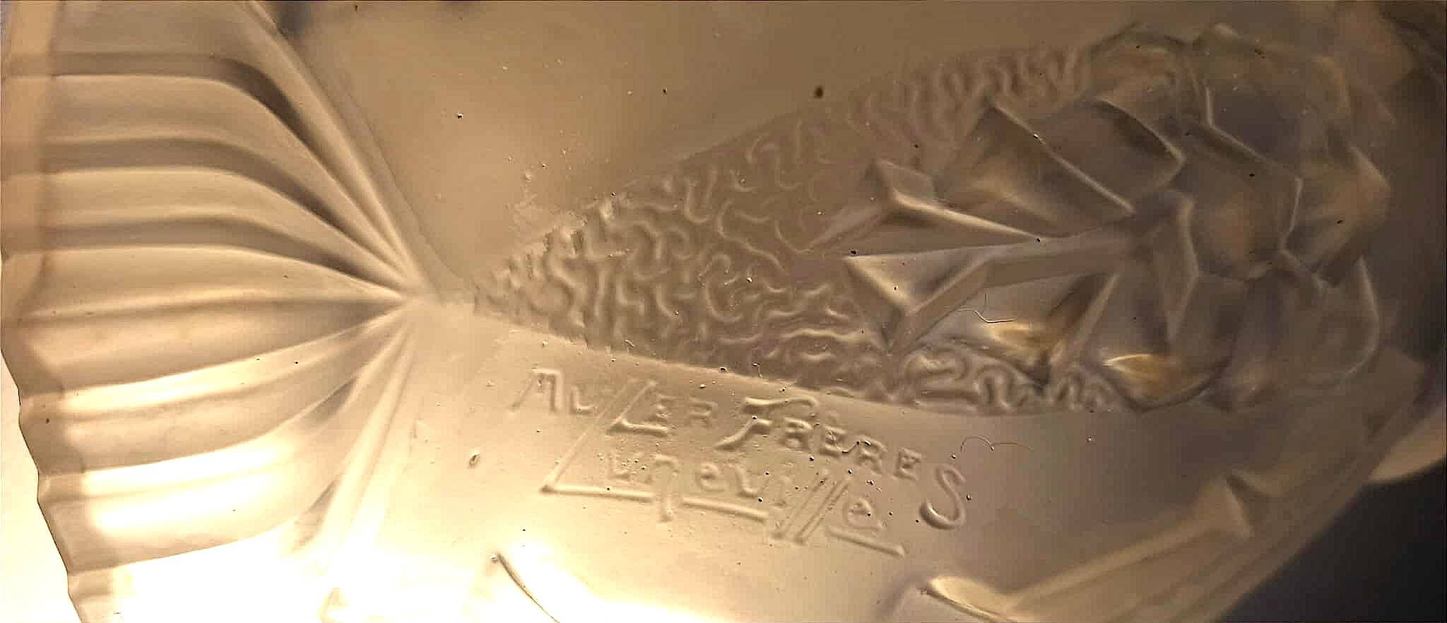 Art vase signed Muller, Height 20 cm