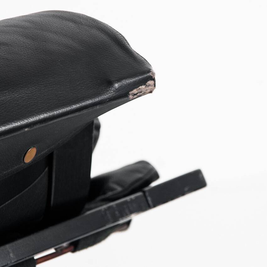 Kroken armchair in curved wood and leather. Design by Ake Fribytter for Nelo. Sweden, 80s