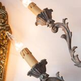 Large Italian Florentine style wall lamp in wood and metal