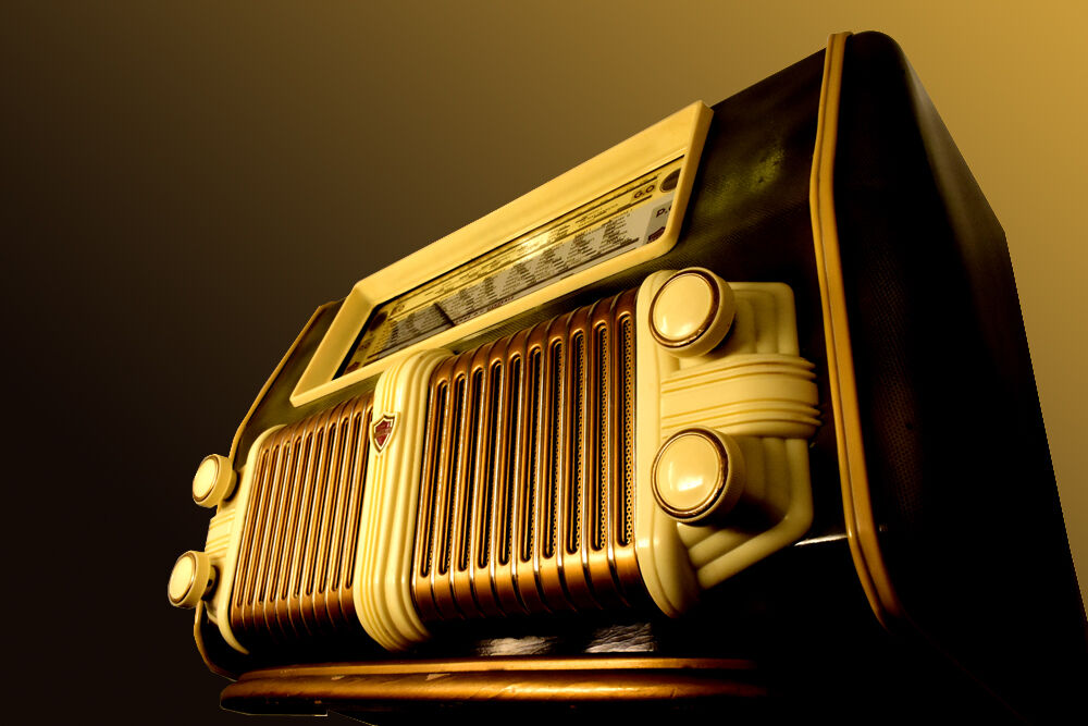 Radio TSF year 1951 Clarville M112