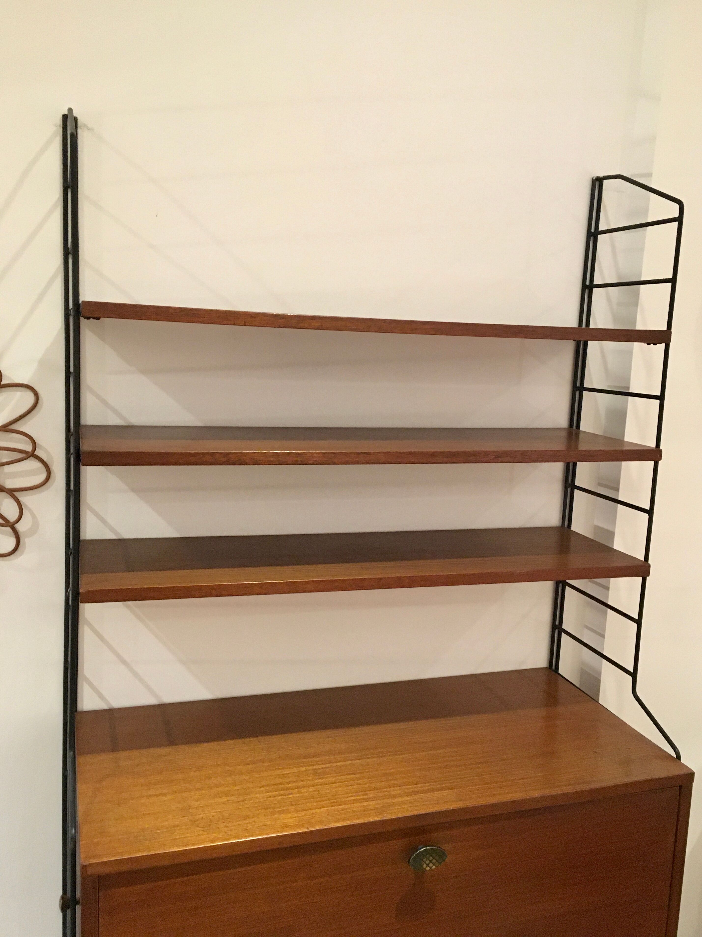 Vintage shelf system
