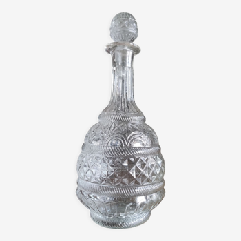 Carafe ronde en verre moulé avec bouchon