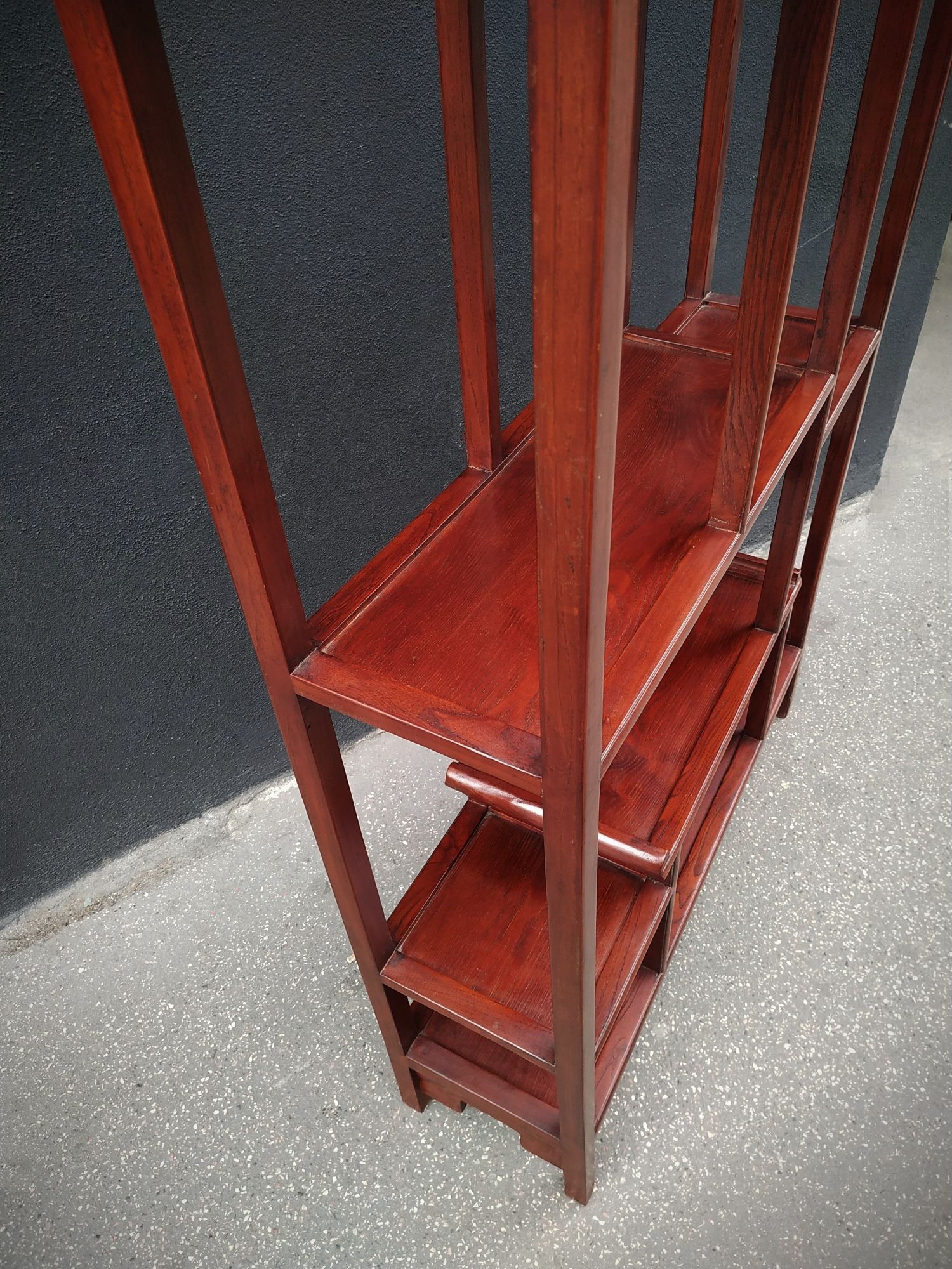 Asymmetrical shelf 1960