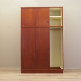 Armoire en teck, design danois, années 1970, production : Danemark