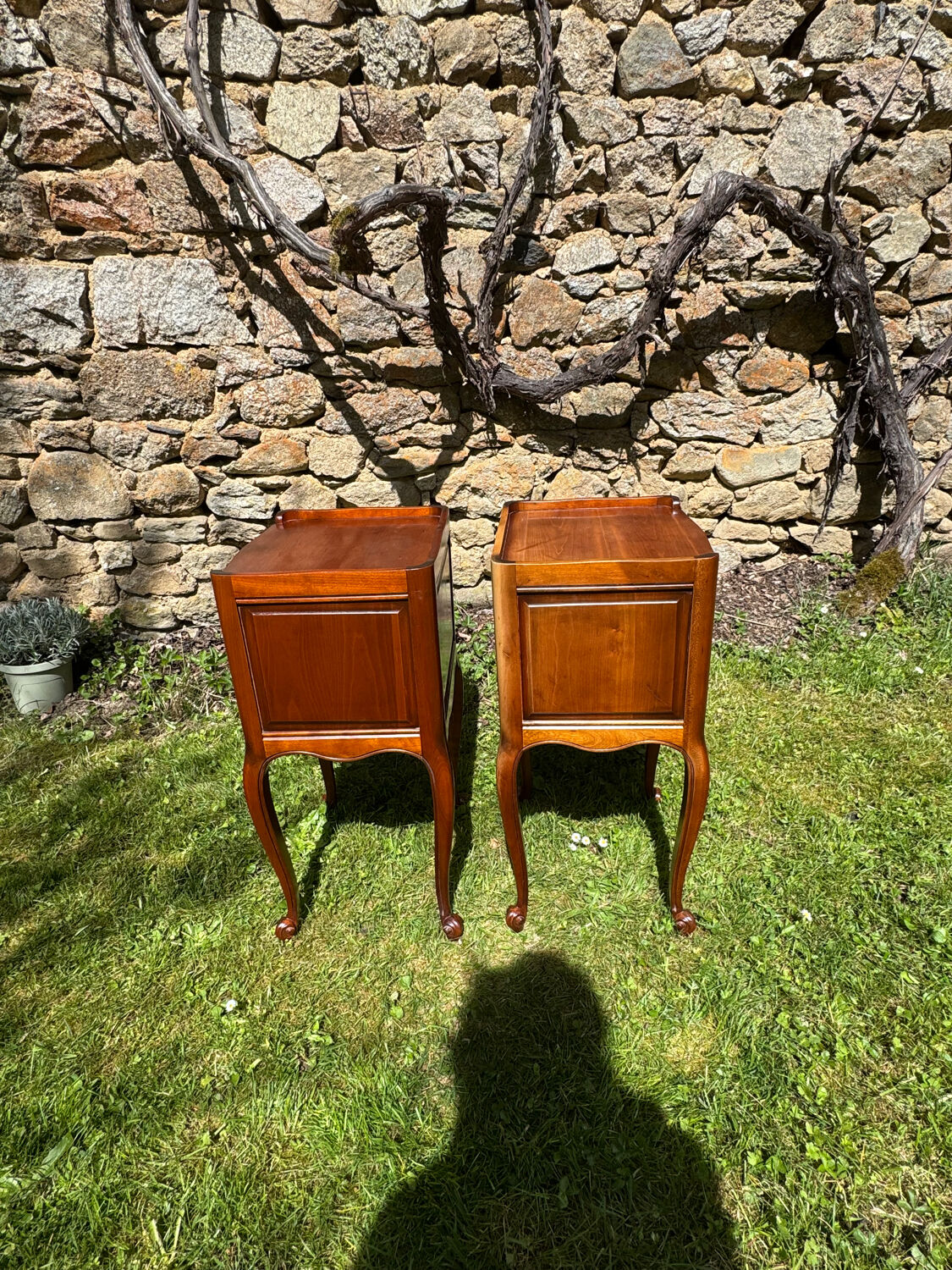 Pair of Louis XV style bedside tables in cherry wood, 1950s/70s.