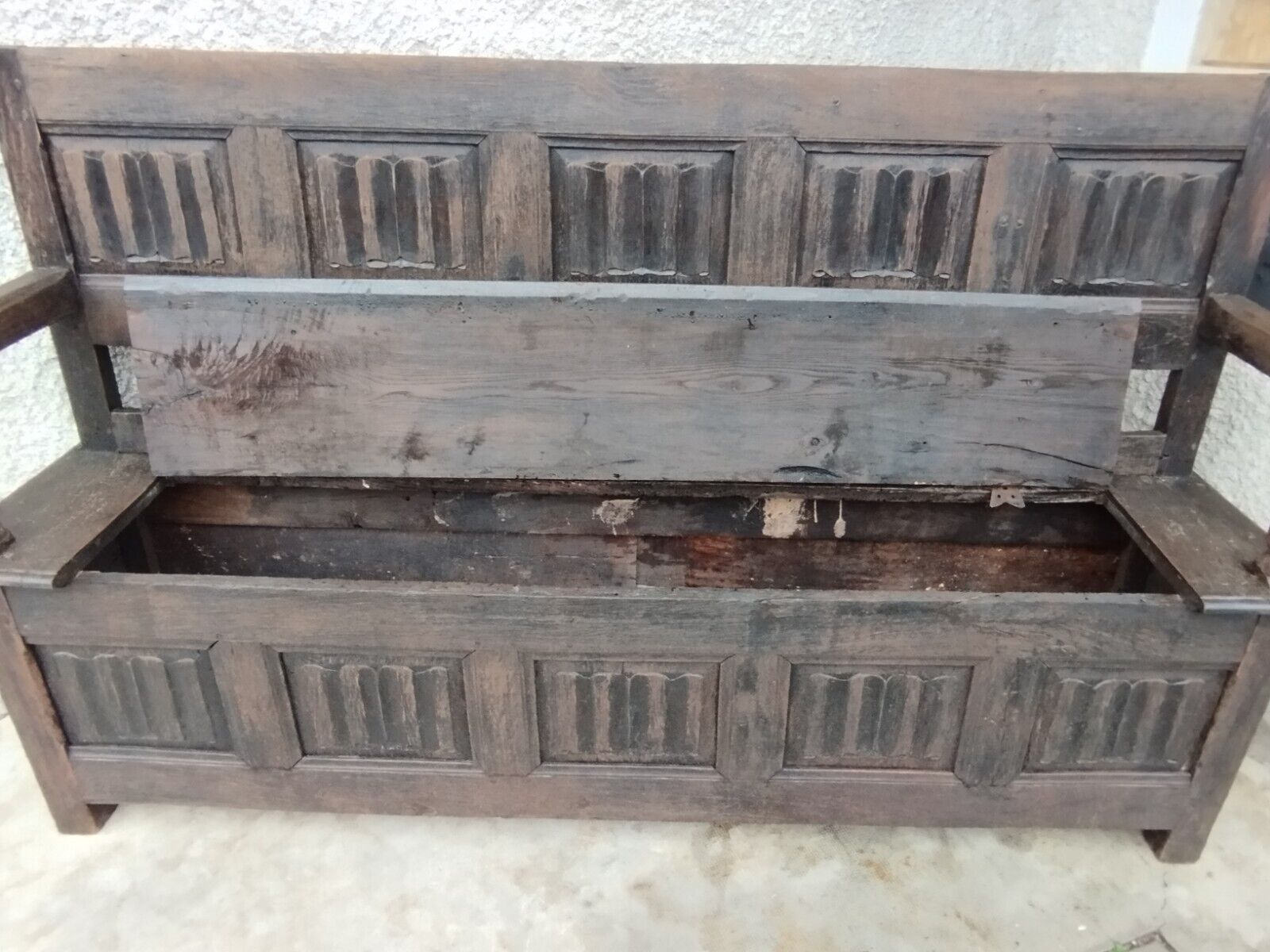 Gothic oak chest bench