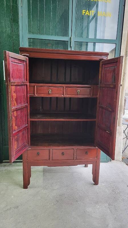 Small Asian lacquered wardrobe with 2 doors and 5 drawers.
