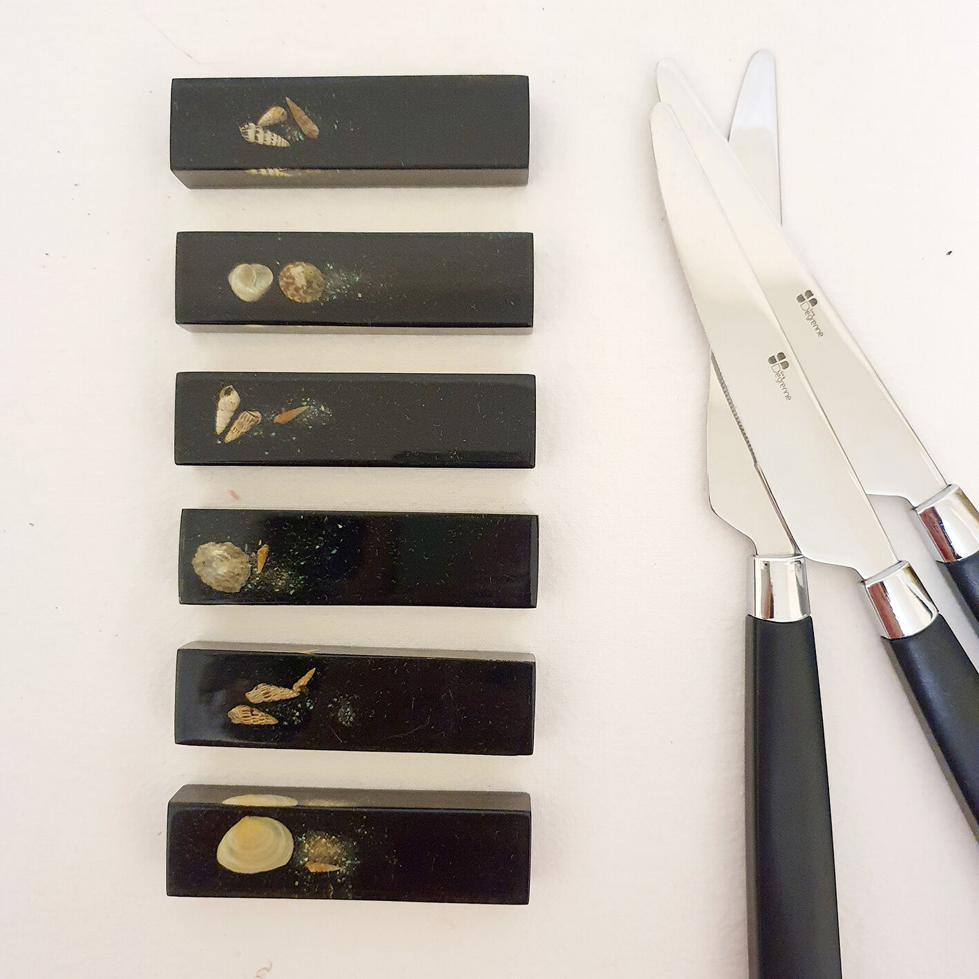 6 Knife holders - shells included